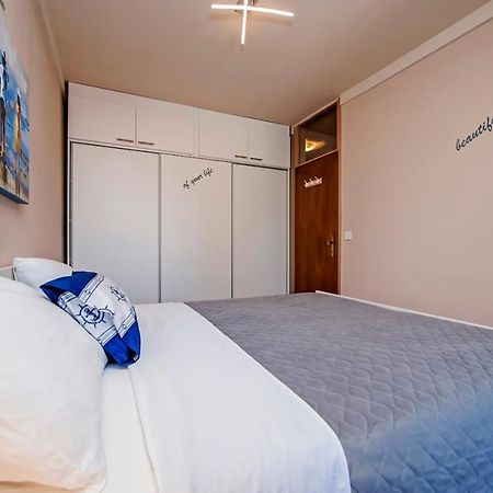 Apartamento Apartman Bellana Rovinj Exterior foto