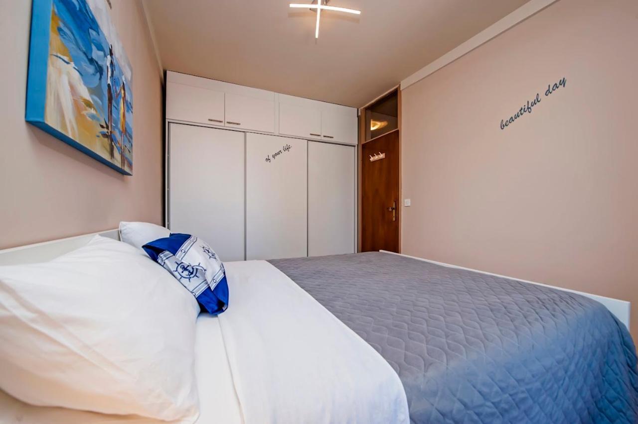 Apartamento Apartman Bellana Rovinj Exterior foto
