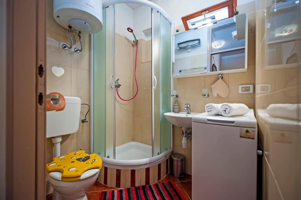 Apartamento Apartman Bellana Rovinj Exterior foto